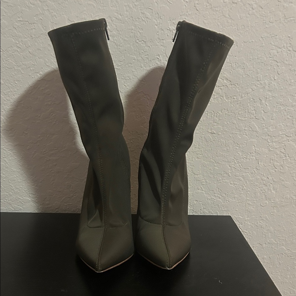 Women's Olive Green Stretch Knee Boots
